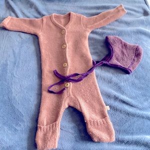 Disana German Merino Wool Baby Jumper and Bonnet